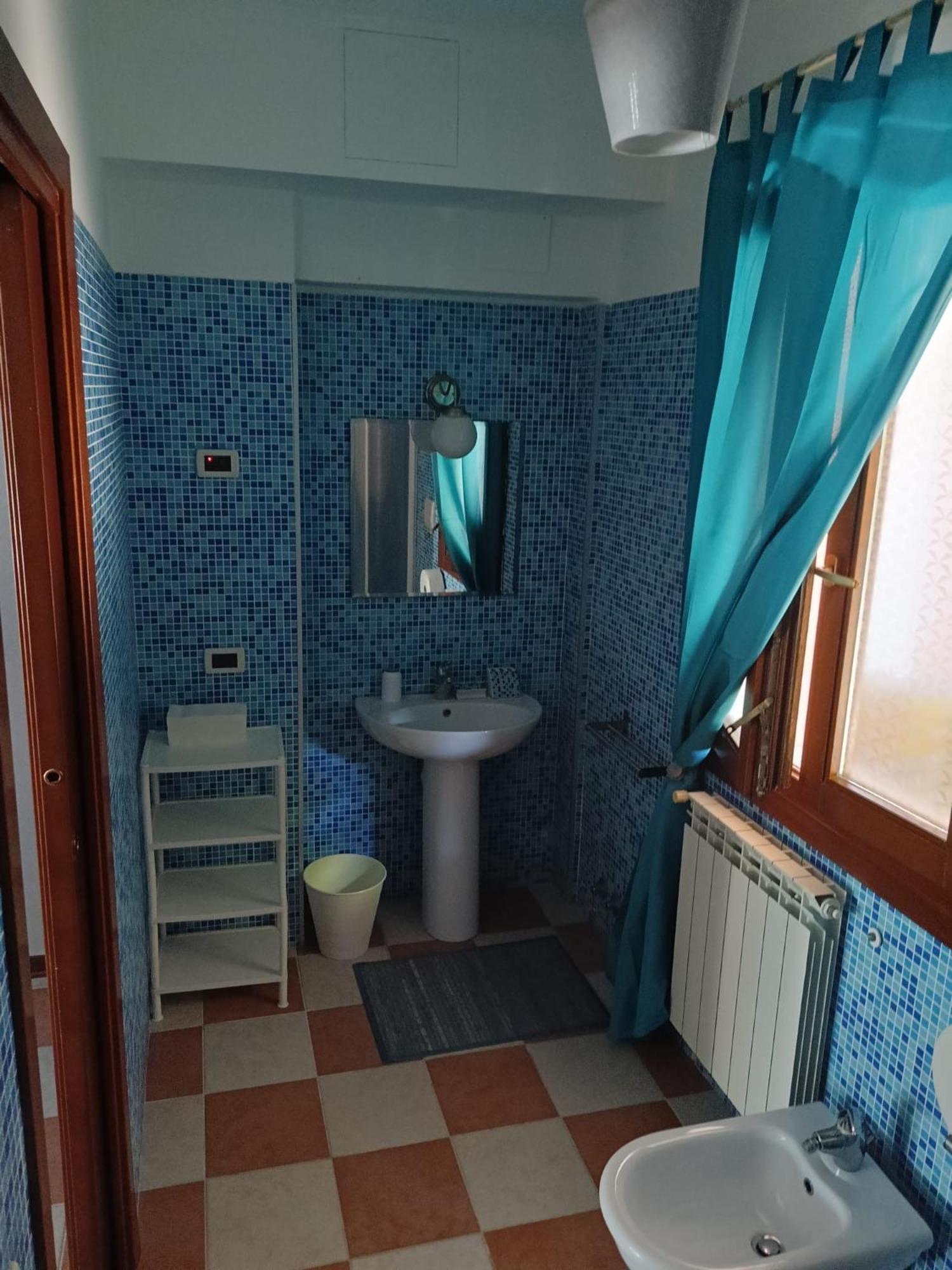 Casa Di Alice Bed & Breakfast Chioggia Bagian luar foto